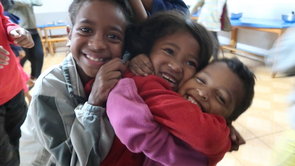 Bambini nell'orfanotrofio di Tsaravavaka, Madagascar